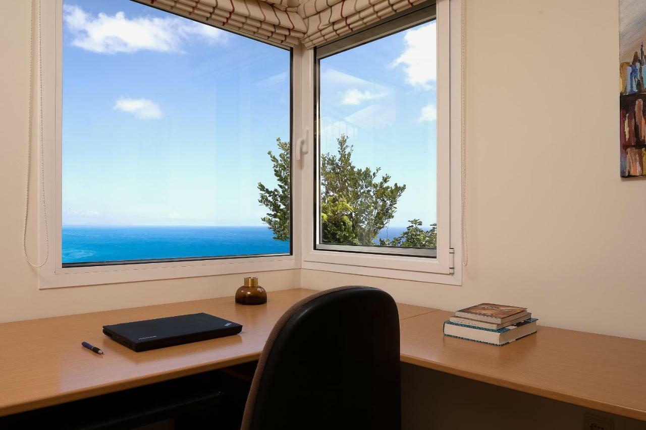 Villa Sunrise View by Madeira Sun Travel Santa Cruz  Esterno foto